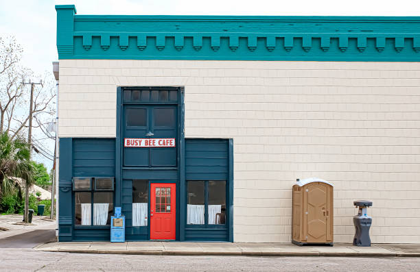Affordable portable toilet rental in St George, MO